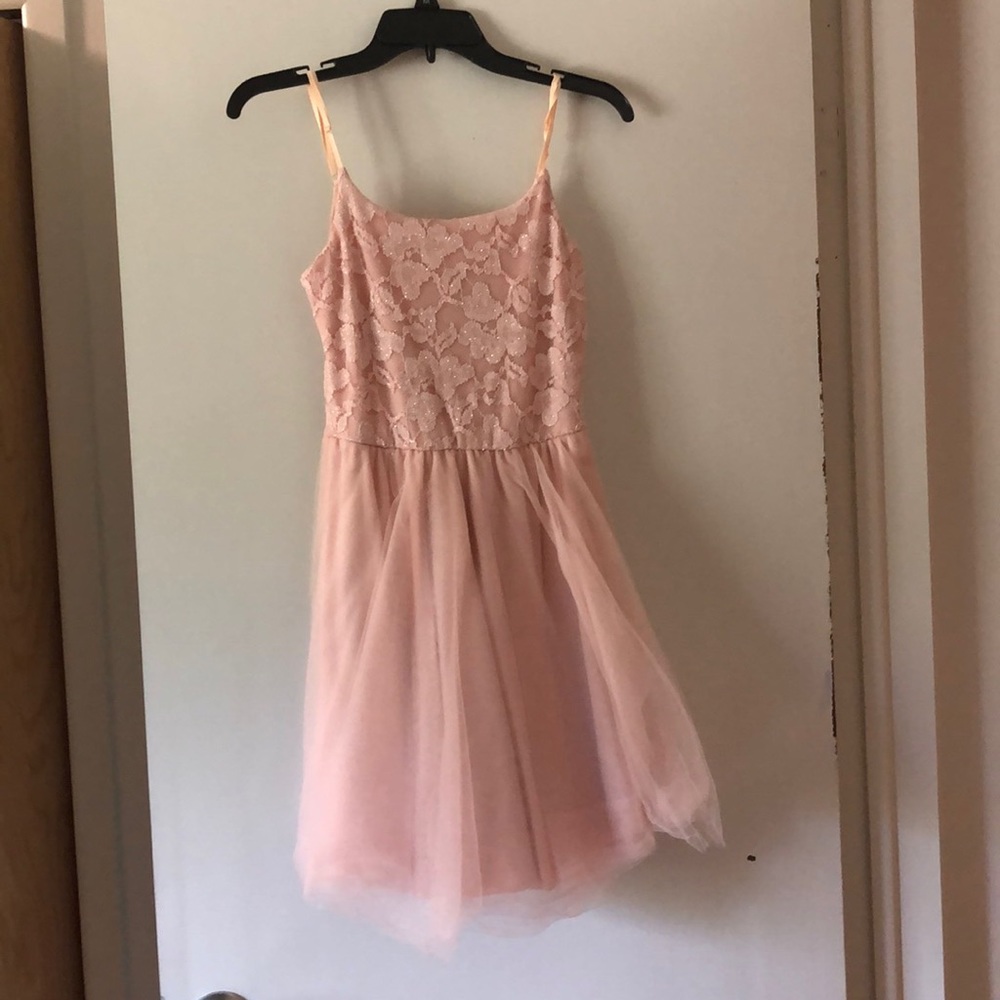 Juniors light pink homecoming dress. Size small